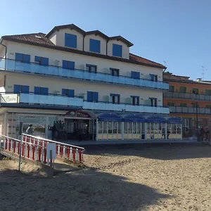 3* Hotel Sara
